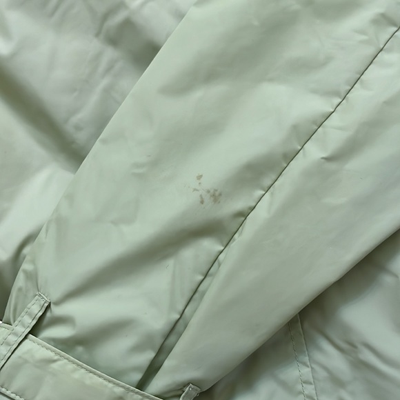 Authentic Burberry Windbreaker - Picture 8 of 9